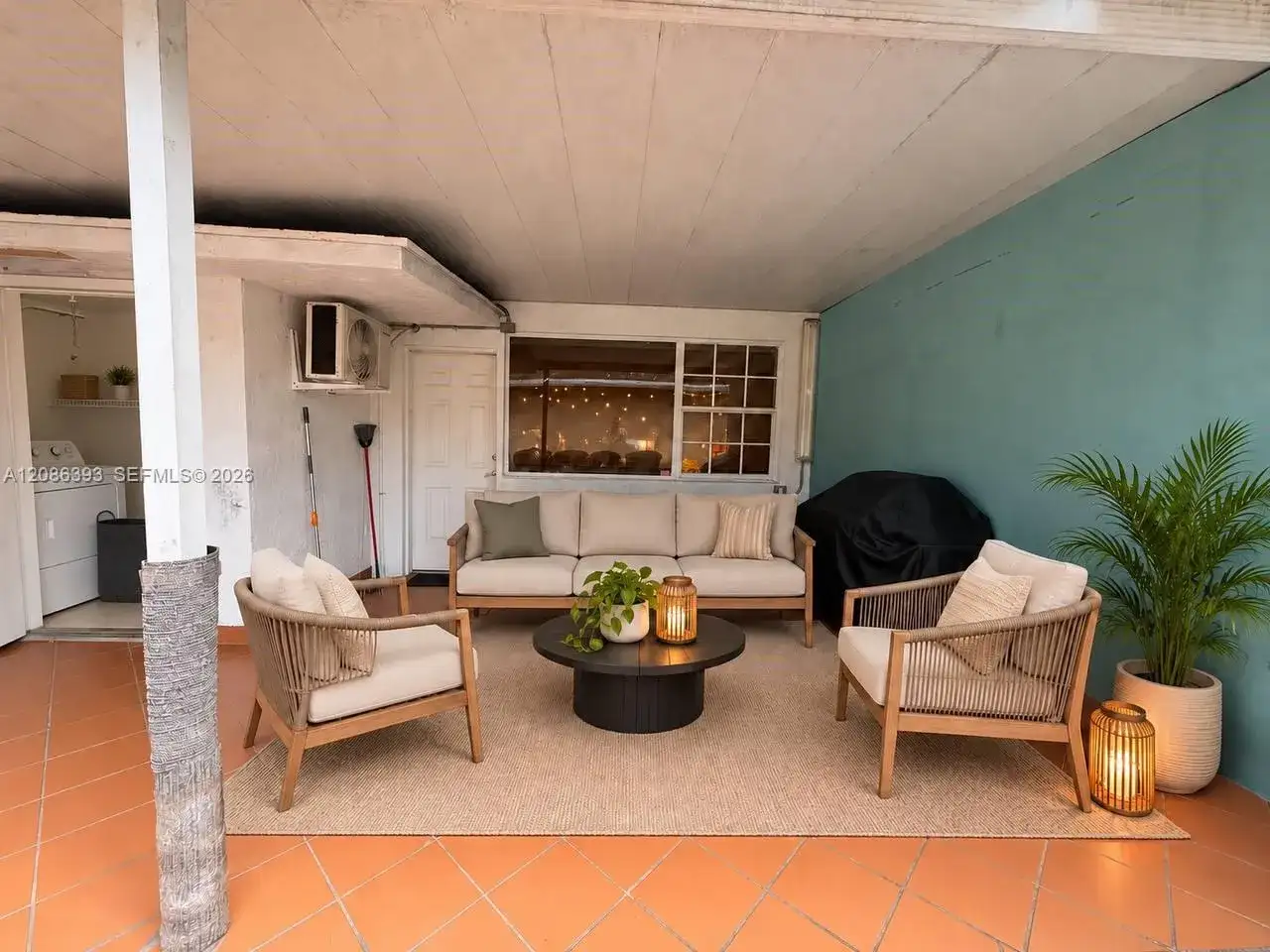 62 W 44th St # 1, Hialeah FL 33012 photo 2