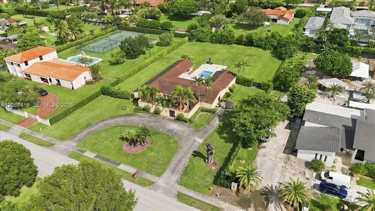 9805 SW 64th St, Miami FL 33173 photo 5
