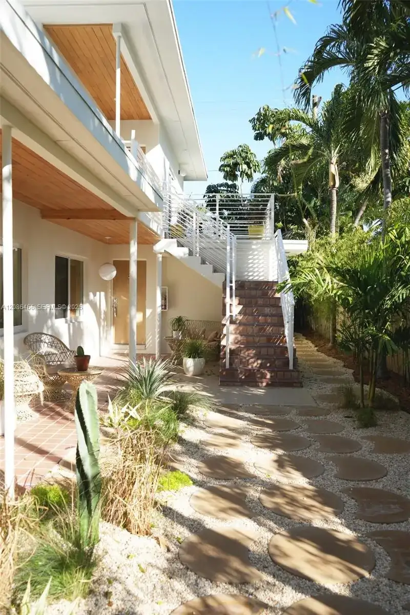 2904 N Ocean Blvd # 4, Fort Lauderdale FL 33308 photo 4