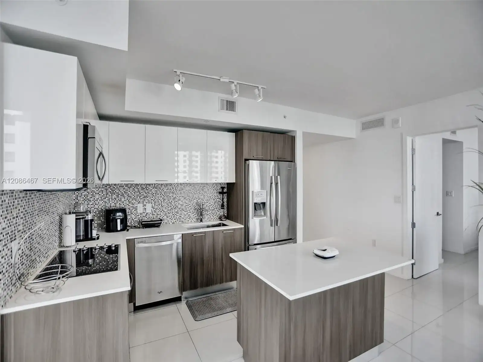 5252 NW 85th Ave # 401, Doral FL 33166 photo 5