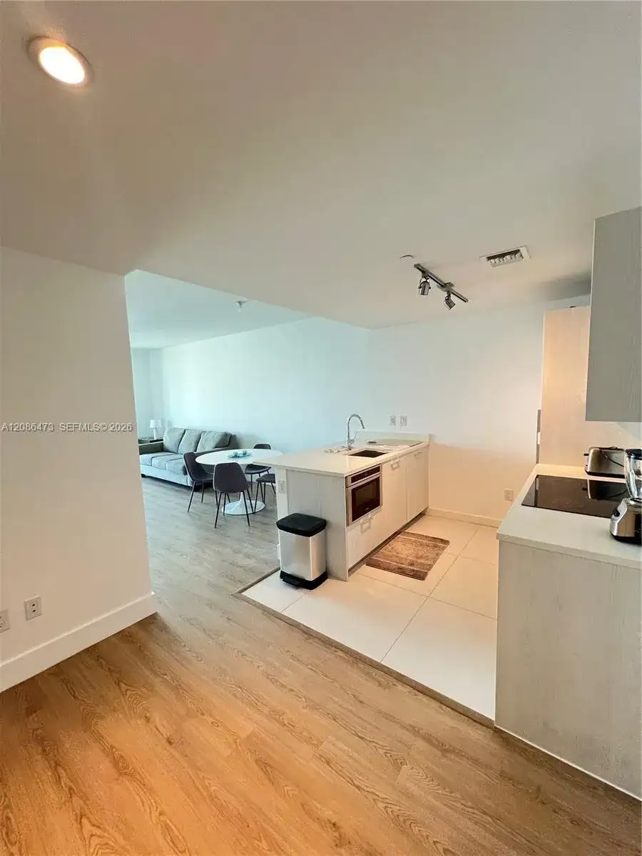 501 NE 31st St # 1202, Miami FL 33137 photo 3