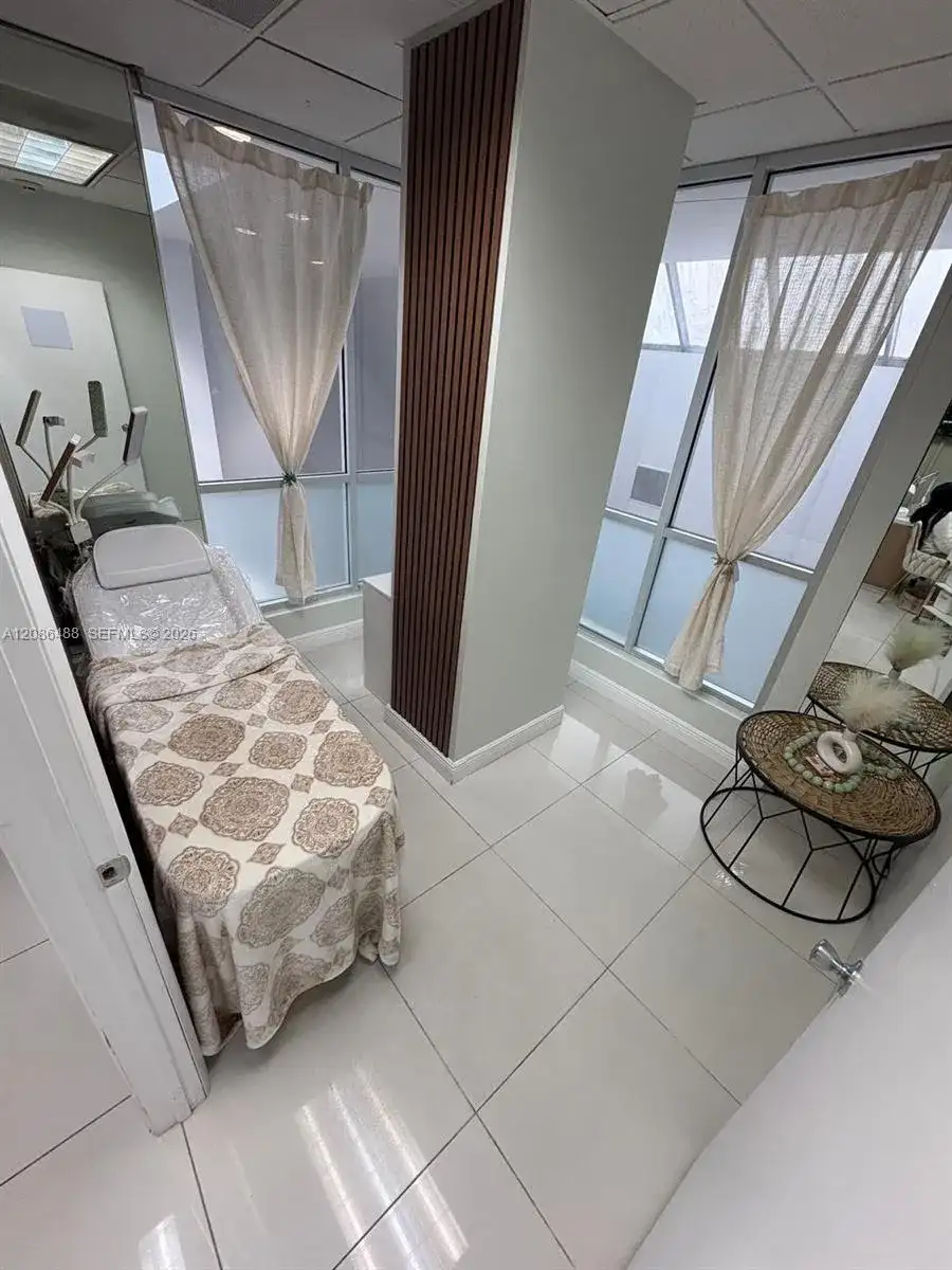 Salon Suite for Sale, Deerfield Beach FL 33441 photo 2