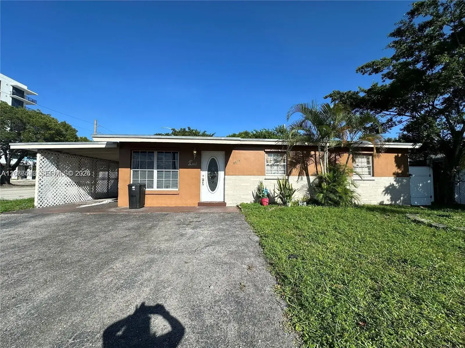 4812 SW 45th Ave, Dania Beach FL 33314 photo 2