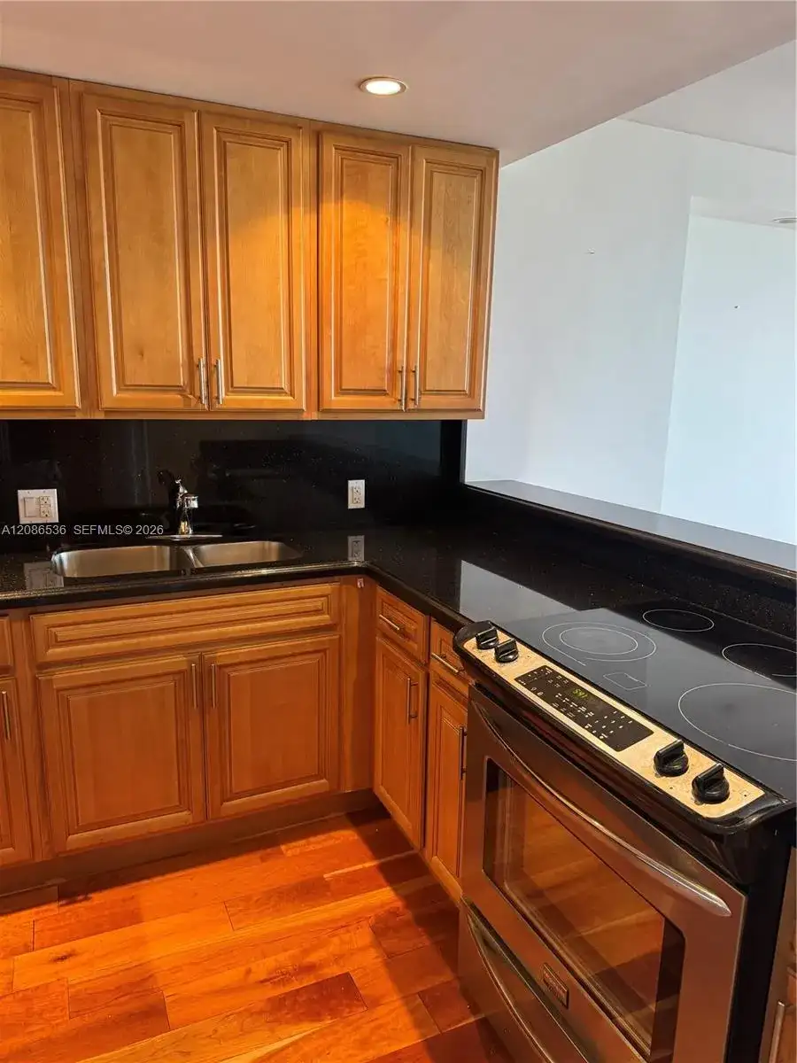 20379 W Country Club Dr # 1937, Aventura FL 33180 photo 3