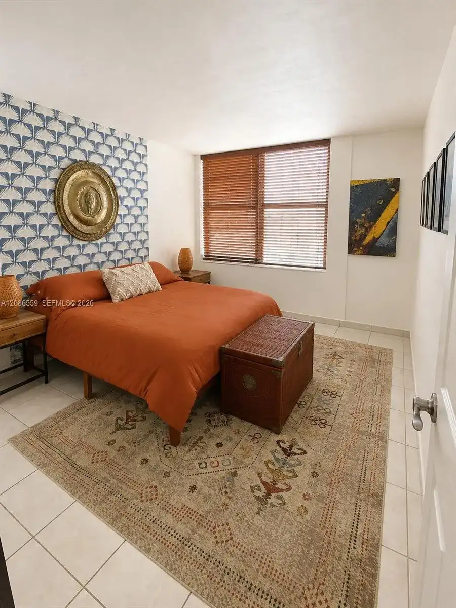 2899 Collins Ave # 1508, Miami Beach FL 33140 photo 4