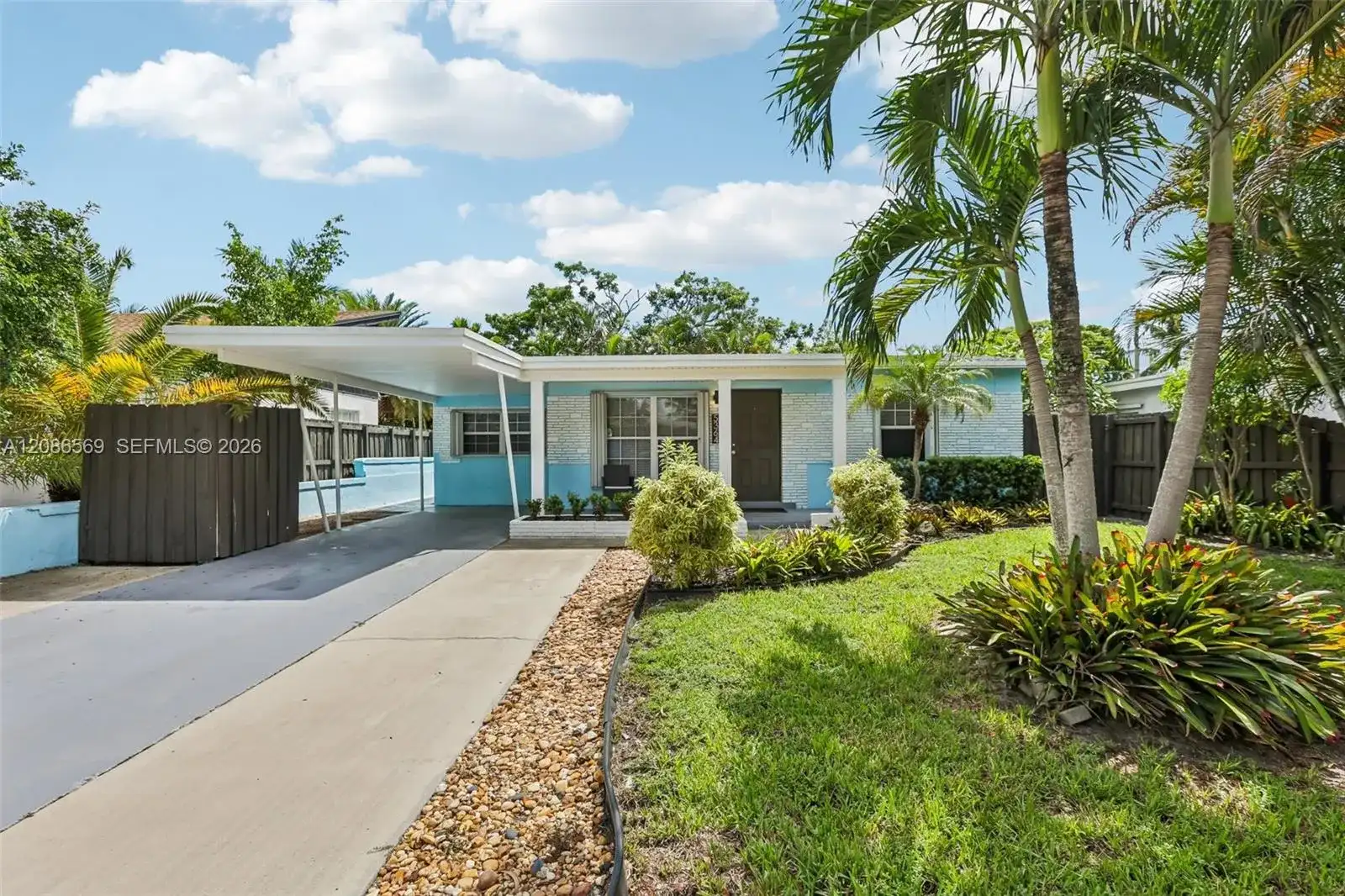 5364 NE 2nd Ave, Oakland Park FL 33334