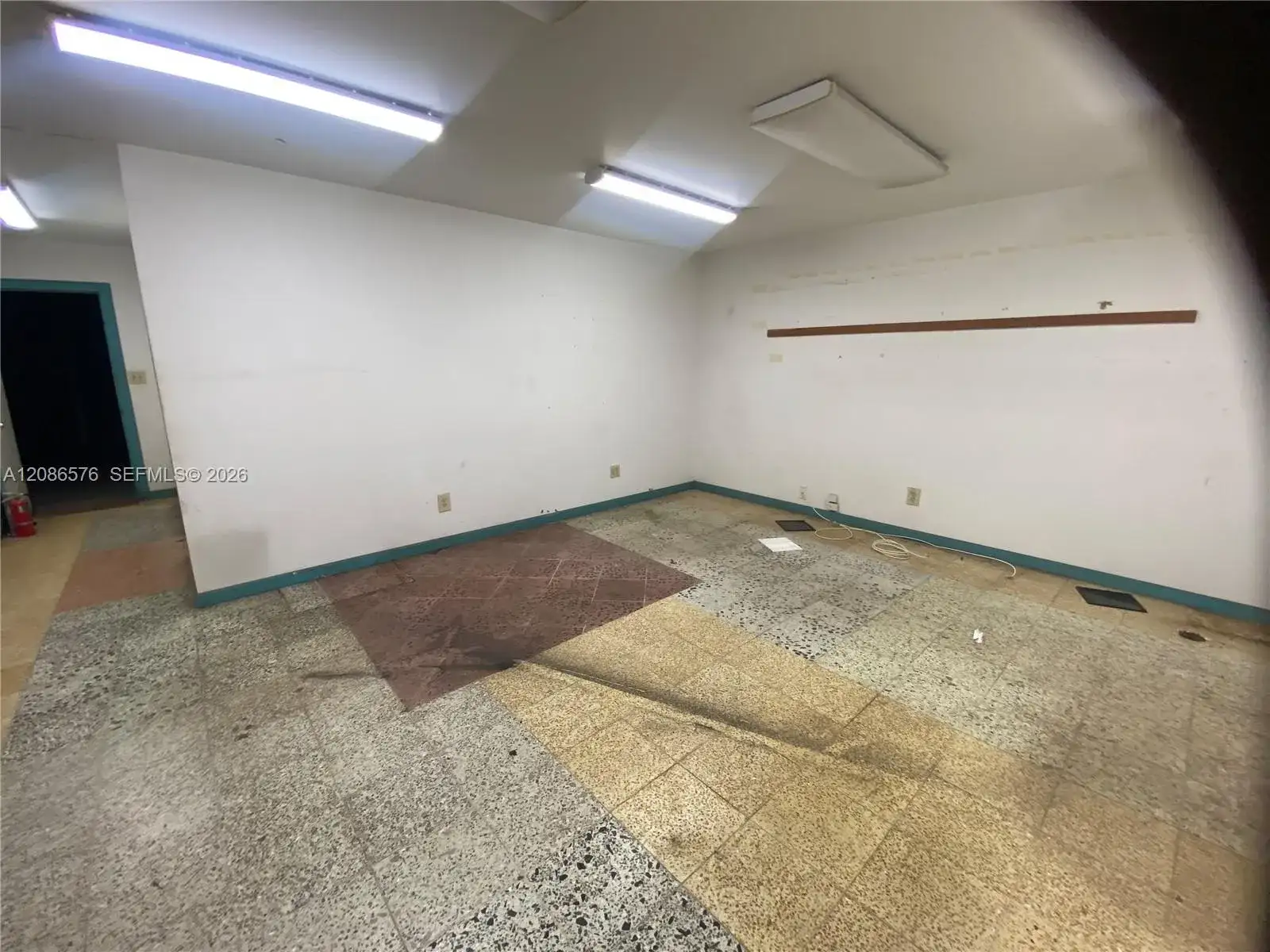 340 SW 21st Ter, Fort Lauderdale FL 33312 photo 3