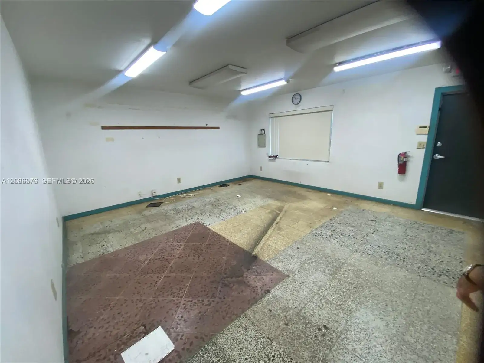 340 SW 21st Ter, Fort Lauderdale FL 33312 photo 5