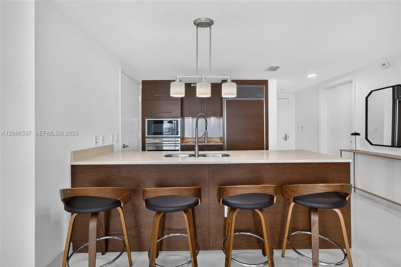 475 Brickell Ave # 4613, Miami FL 33131 photo 2