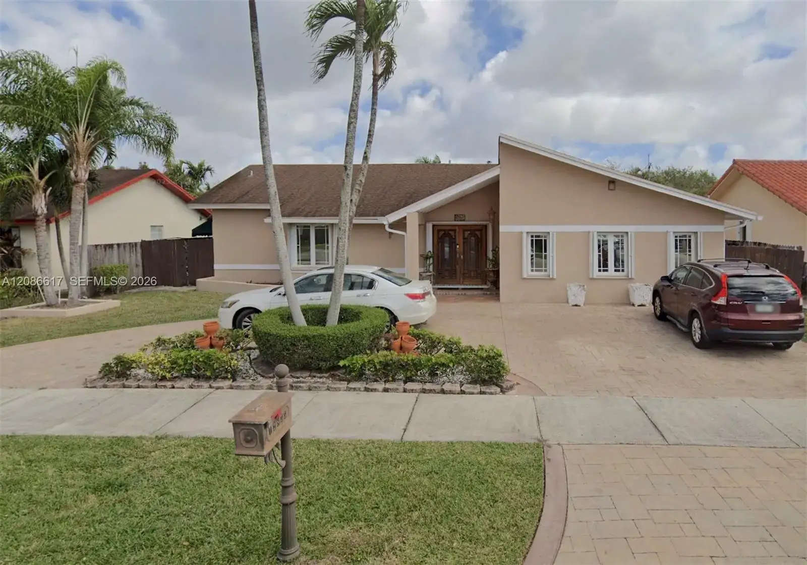 12855 SW 116th St, Miami FL 33186
