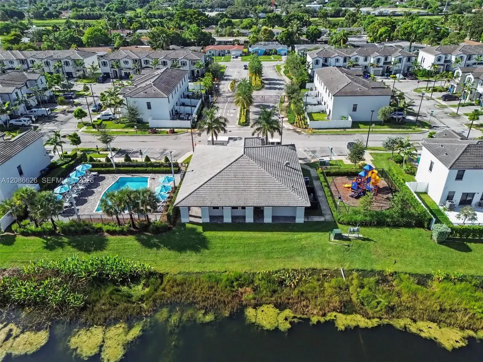 20374 NW 4th Path, Miami Gardens FL 33169 photo 3