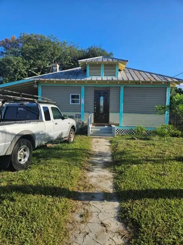 1124 Boston Ave, Fort Pierce FL 34950
