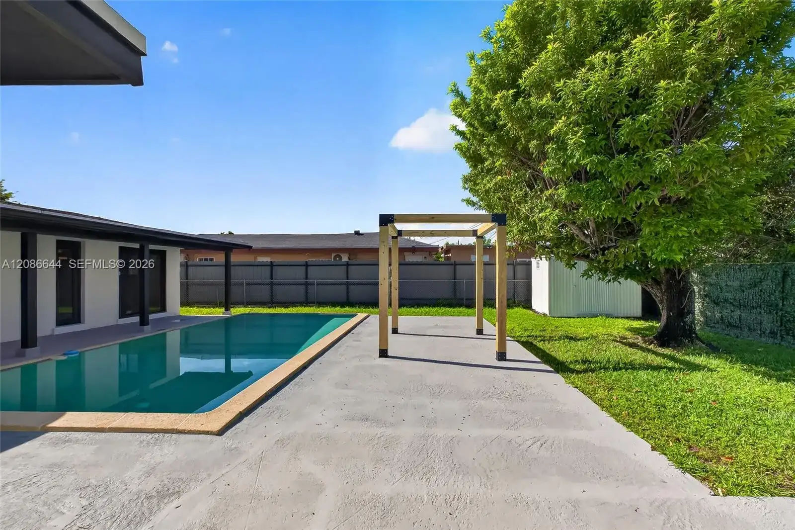 3210 SW 94th Ct, Miami FL 33165 photo 3