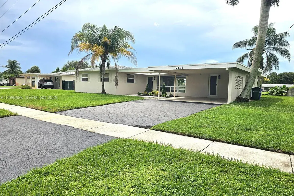 6064 NW 16th Ct, Margate FL 33063