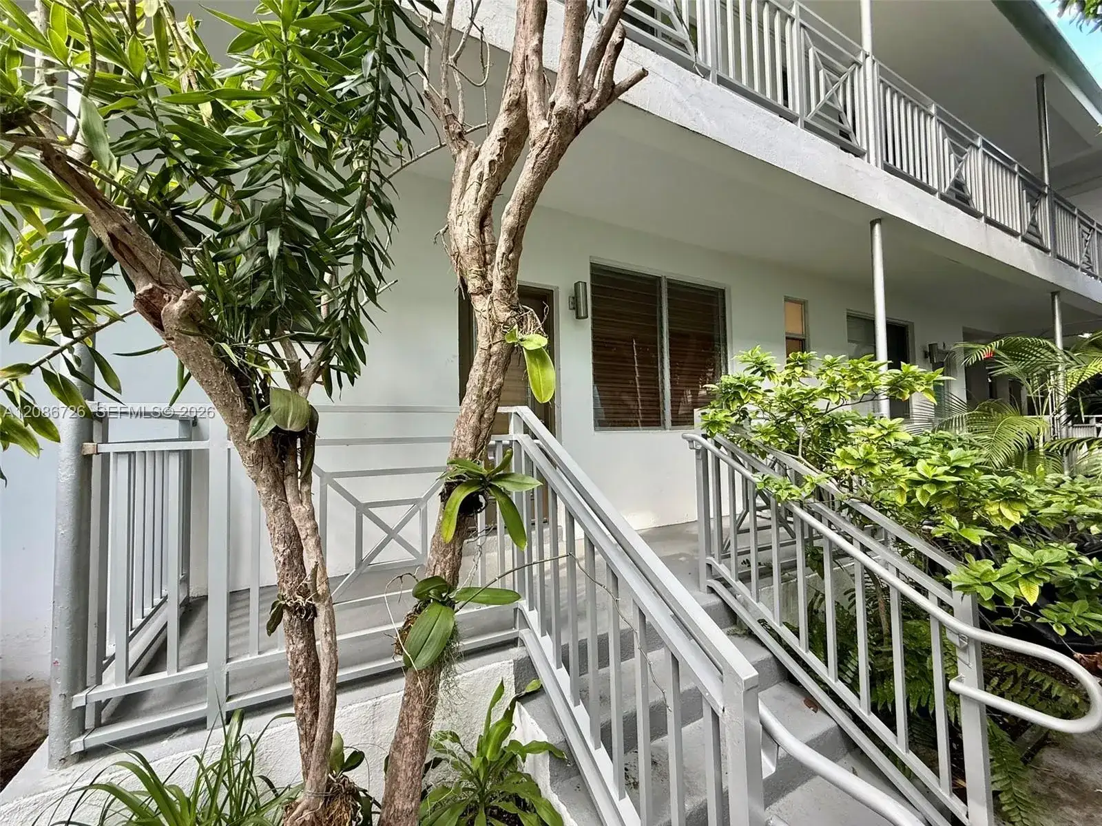 135 3rd St # 17, Miami Beach FL 33139 photo 5