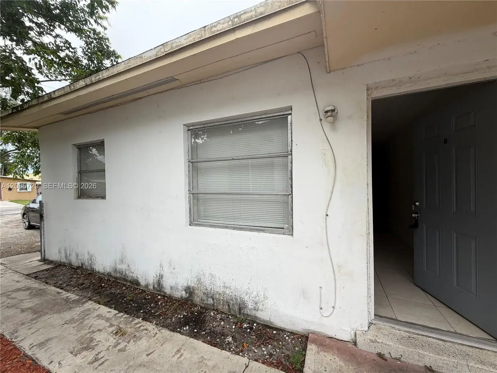 148 NW 14th Way # 1, Dania Beach FL 33004 photo 2