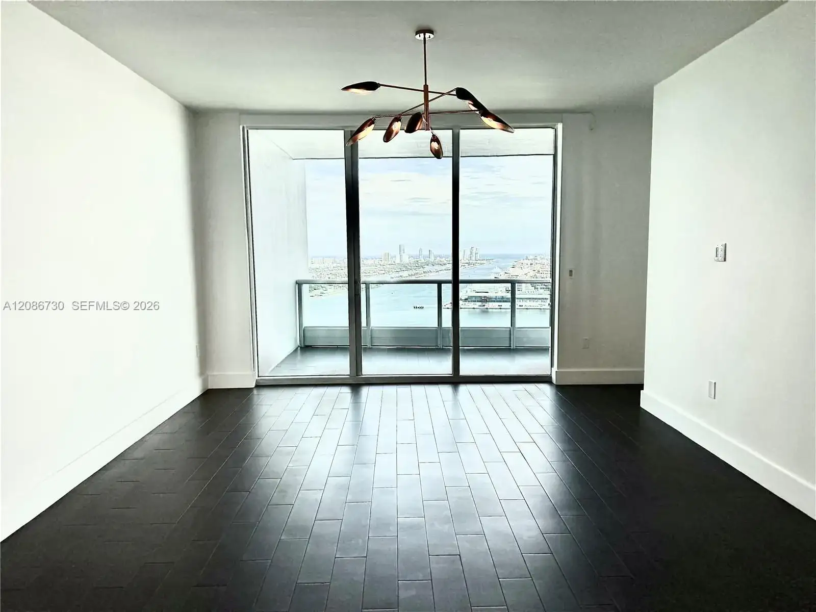 900 Biscayne Blvd # 3502, Miami FL 33132 photo 4
