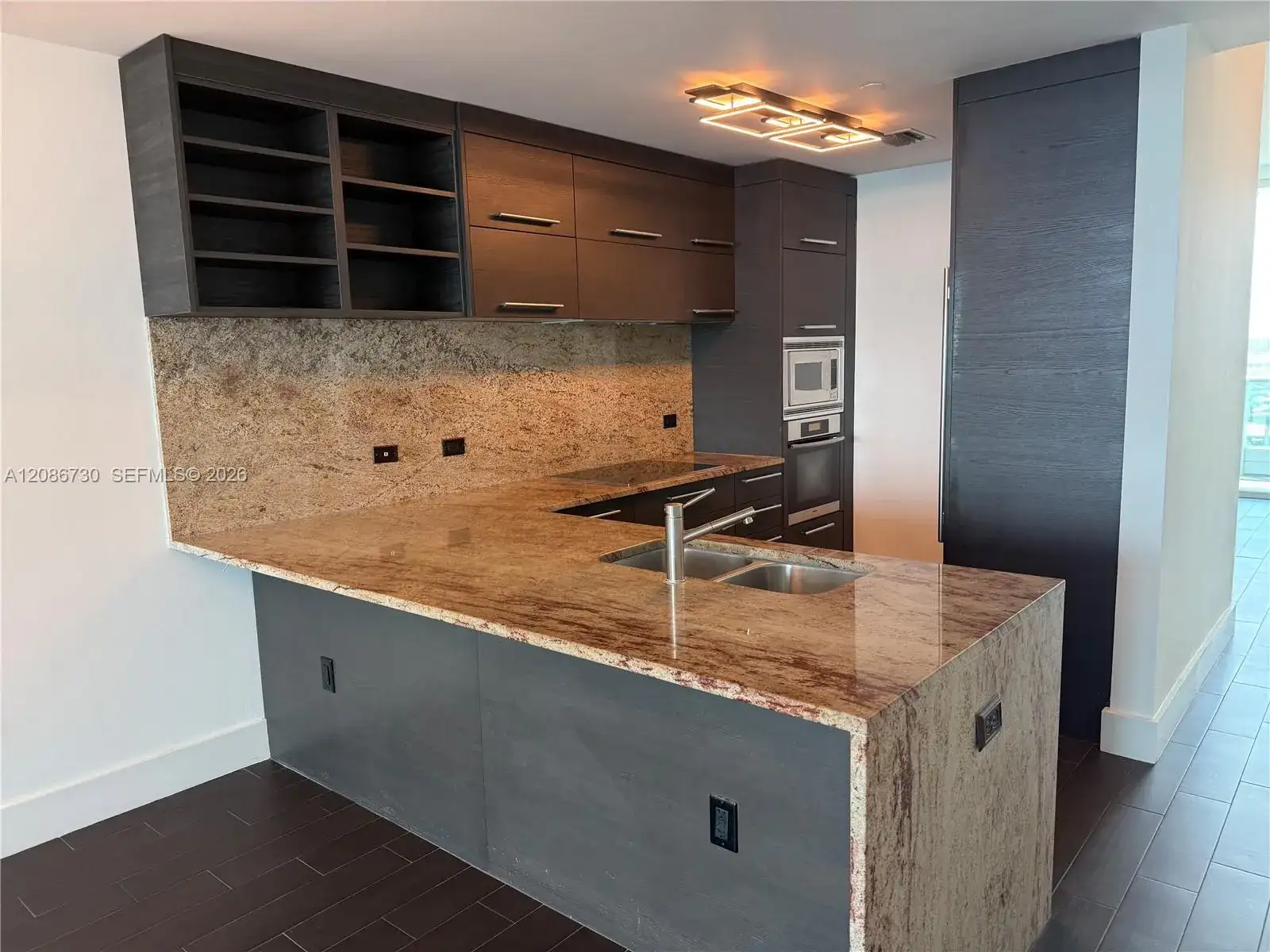 900 Biscayne Blvd # 3502, Miami FL 33132 photo 5