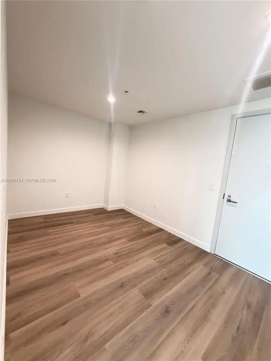 1170 E Hallandale # 1003, Hallandale Beach FL 33009 photo 3