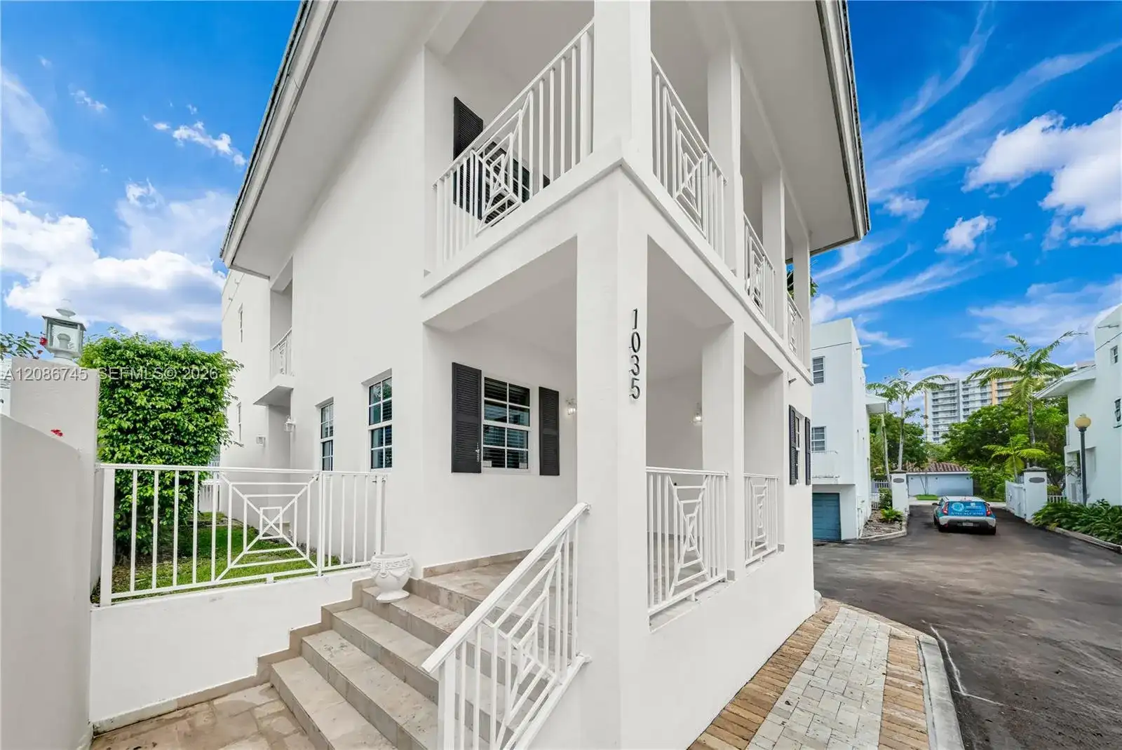 1035 SW 9th Ct, Miami FL 33130 photo 4