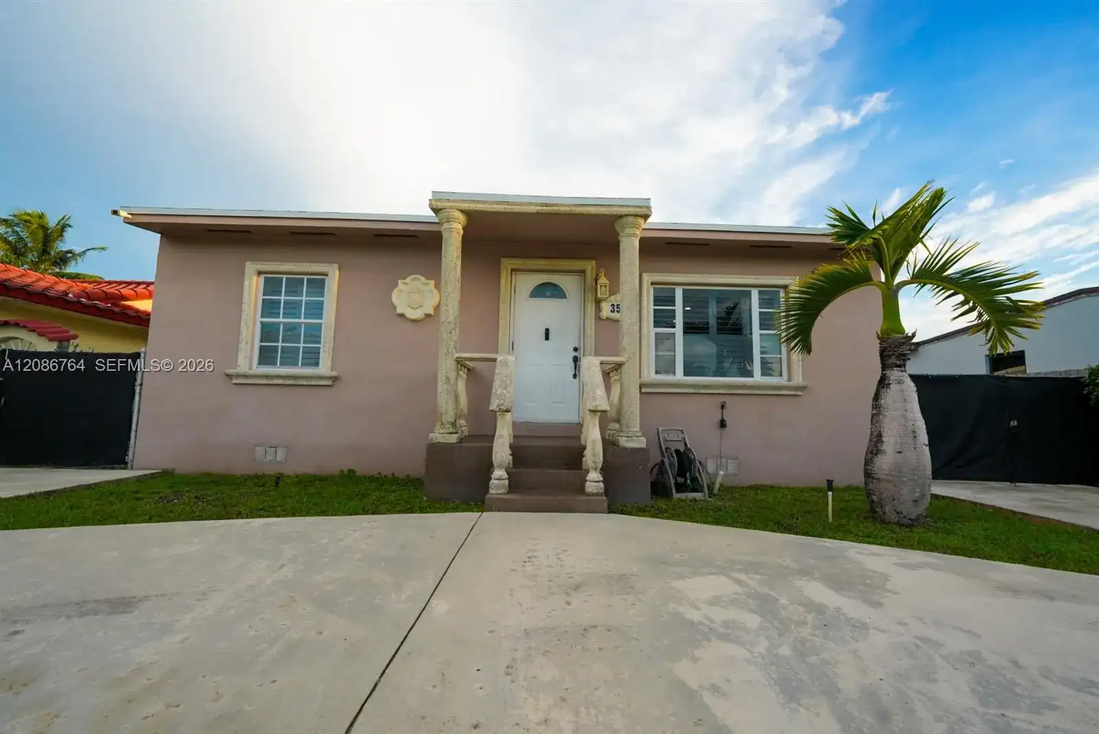 358 E 45th St, Hialeah FL 33013 photo 2