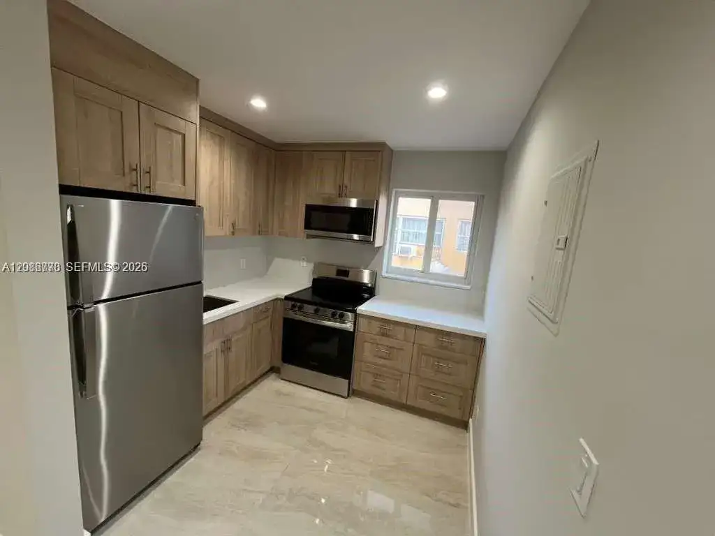 1844 NW 19th St # 5, Miami FL 33125 photo 3