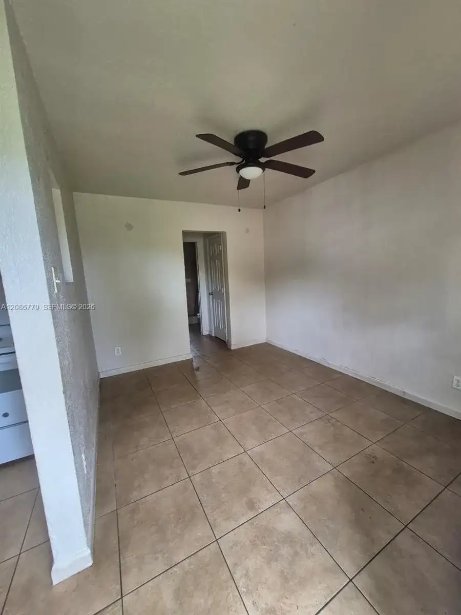 2554 NW 14th St # 1, Fort Lauderdale FL 33311 photo 2