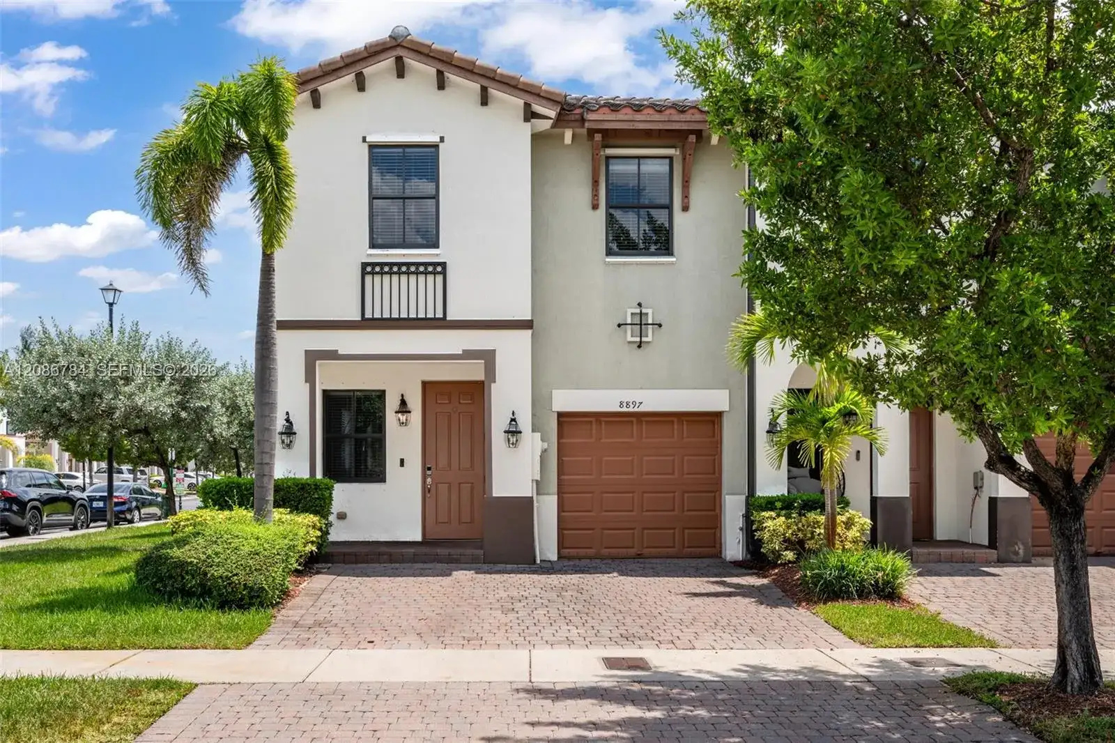 8897 NW 103rd Ave, Doral FL 33178 photo 5