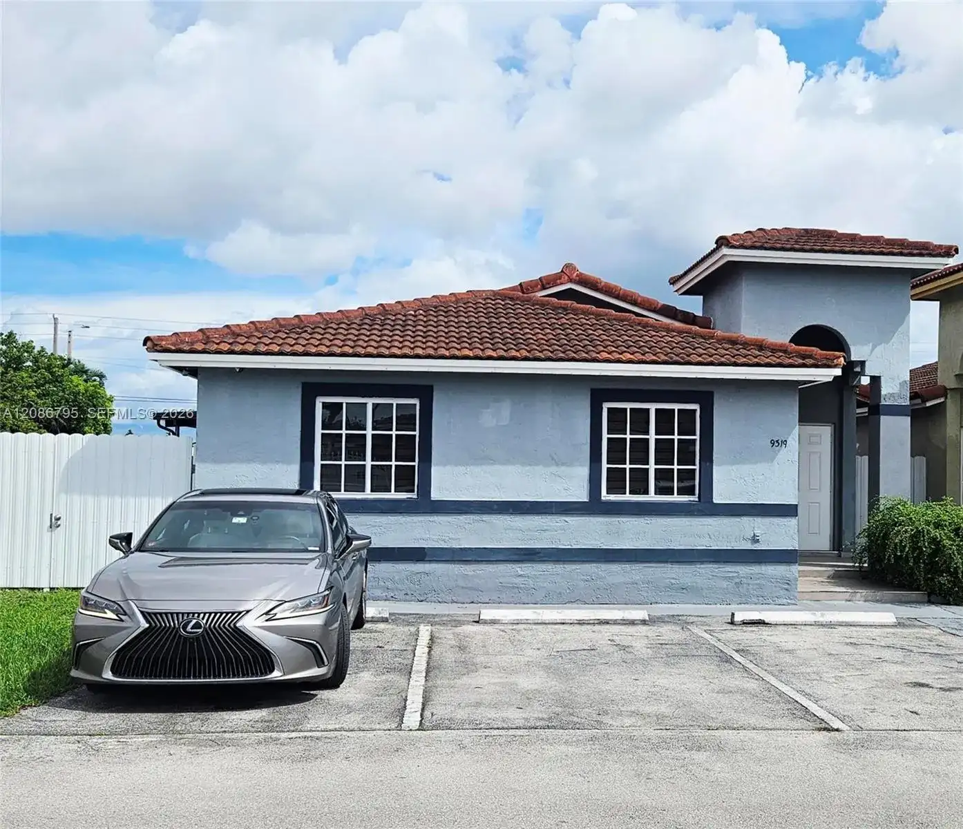 9319 NW 121 ST # 9319, Hialeah Gardens FL 33018 photo 2