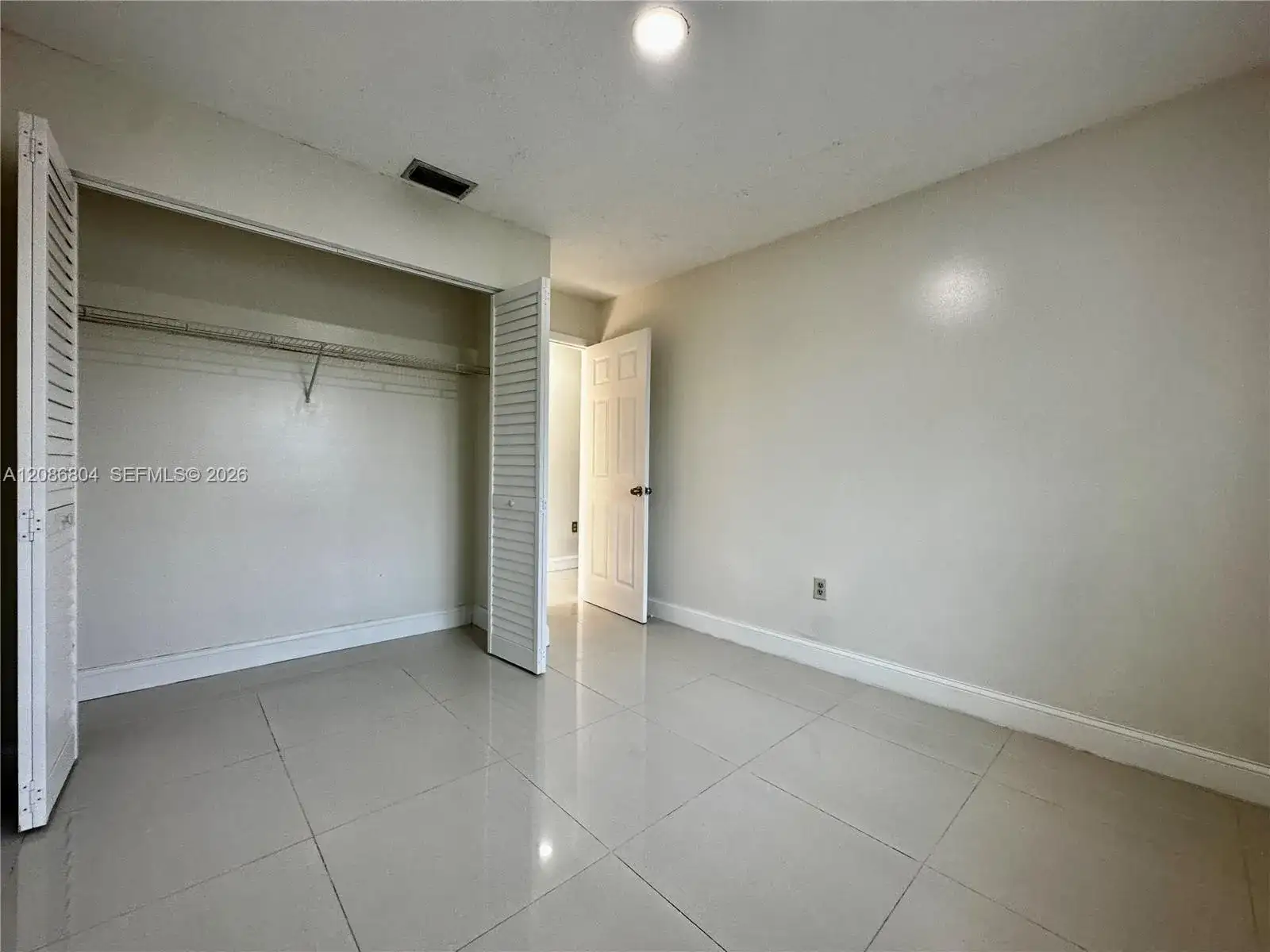 18155 SW 105th Ave, Miami FL 33157 photo 5