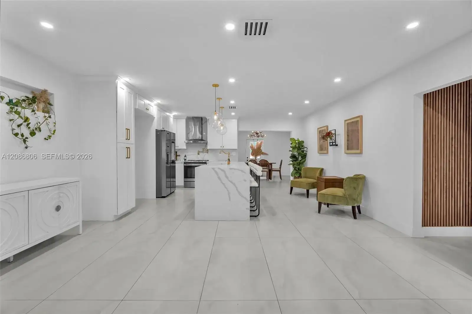 2395 NE 184th Ter, North Miami Beach FL 33160 photo 4
