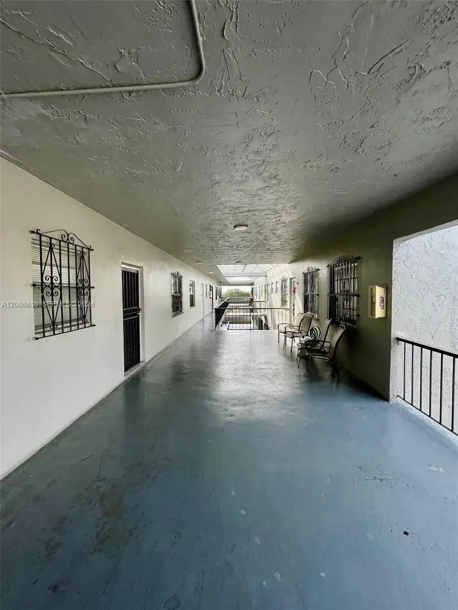 1035 W 77th St # 412, Hialeah FL 33014 photo 3