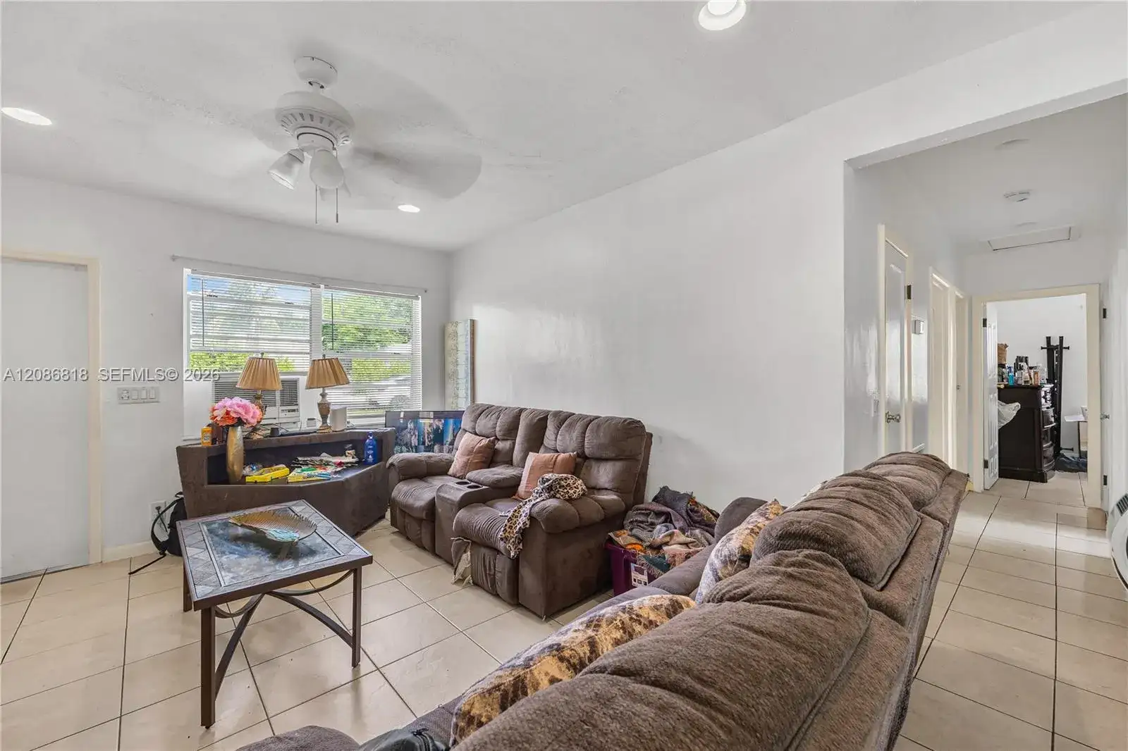 824 44th St, West Palm Beach FL 33407 photo 2