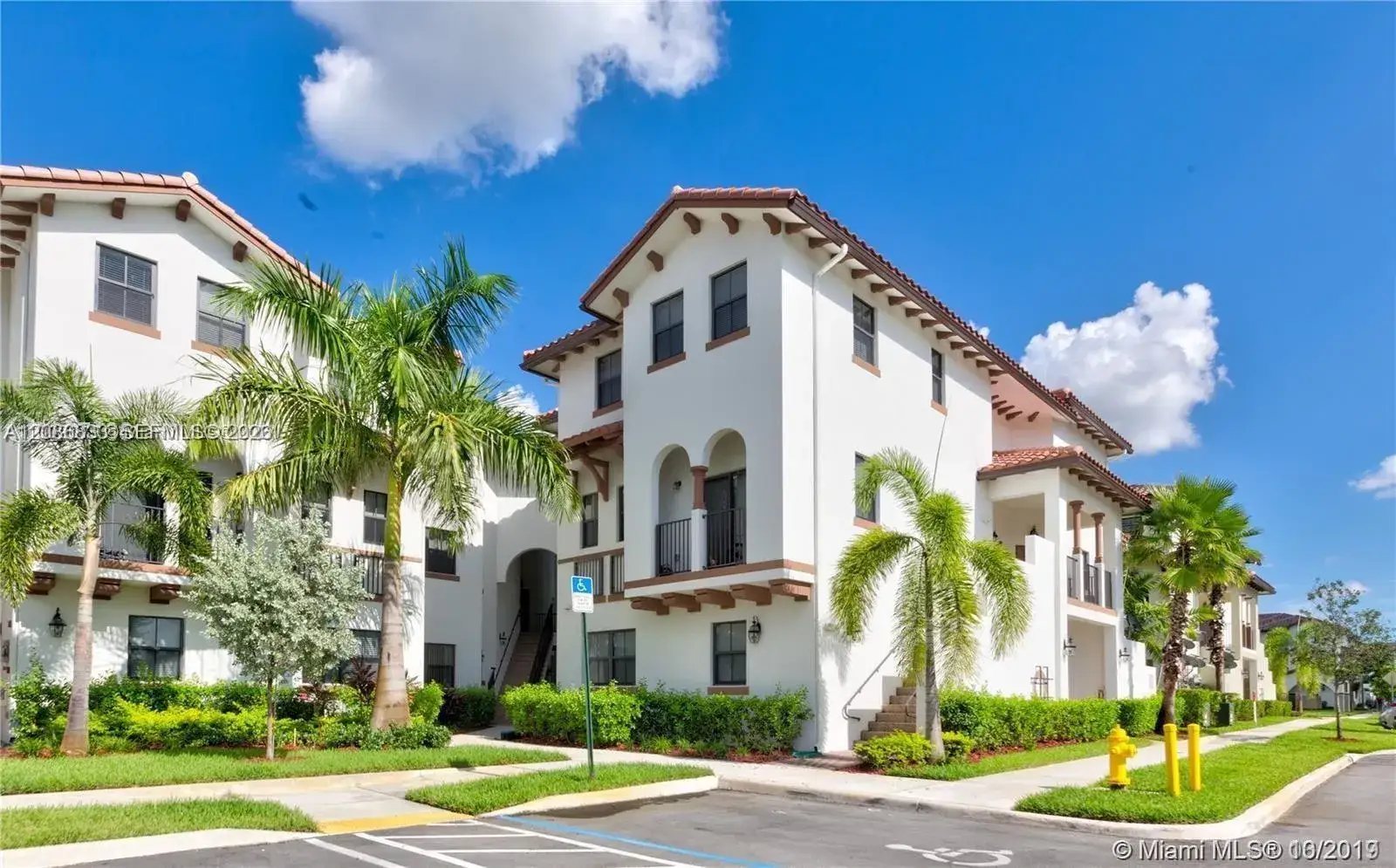10600 NW 88th # 217, Doral FL 33178