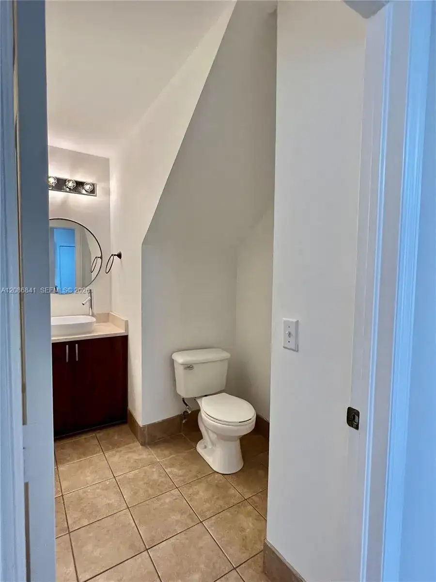 16505 SW 97th Ter, Miami FL 33196 photo 4