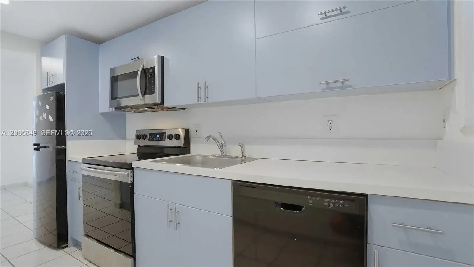 1340 Lincoln Rd # 404, Miami Beach FL 33139 photo 2
