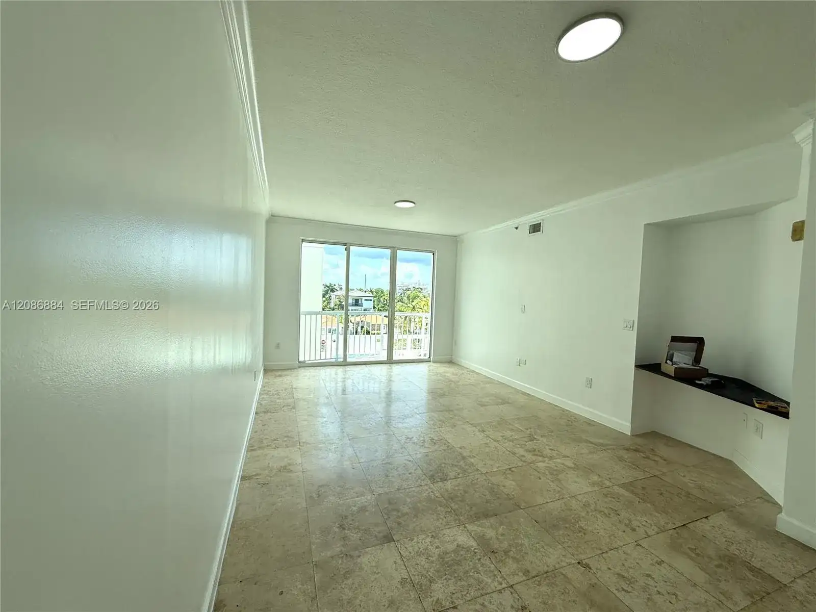 9172 COLLINS AVE # 409, Surfside FL 33154 photo 2