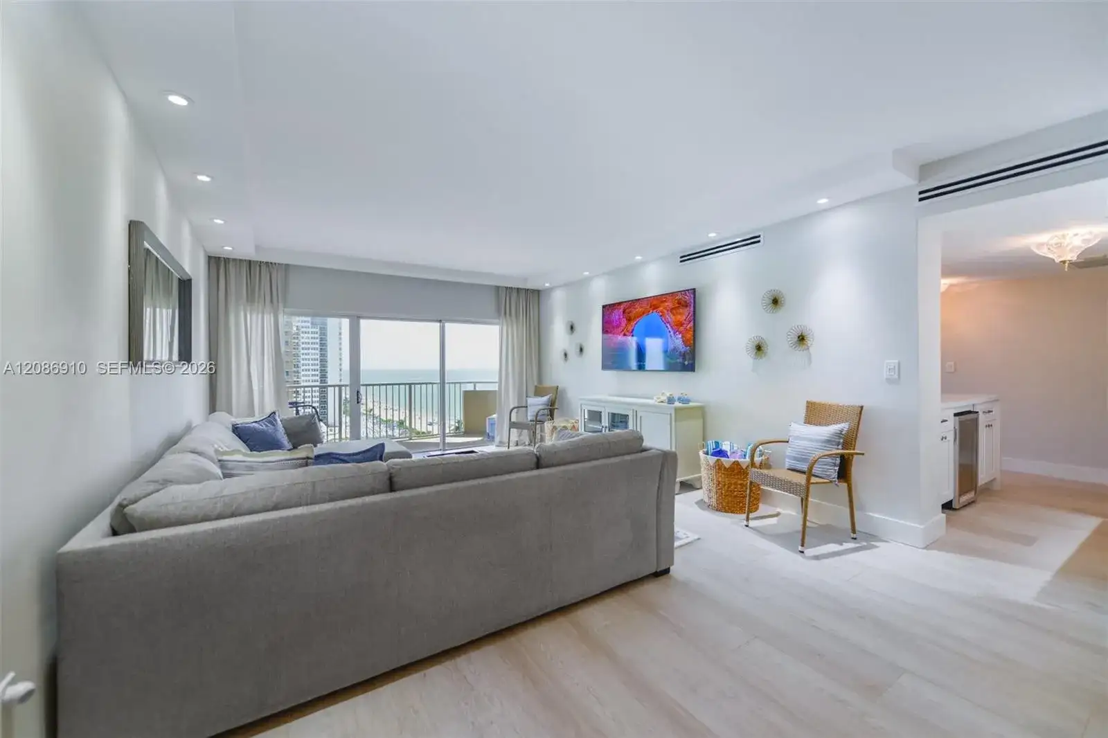 1950 S Ocean Dr # 11H, Hallandale Beach FL 33009 photo 5