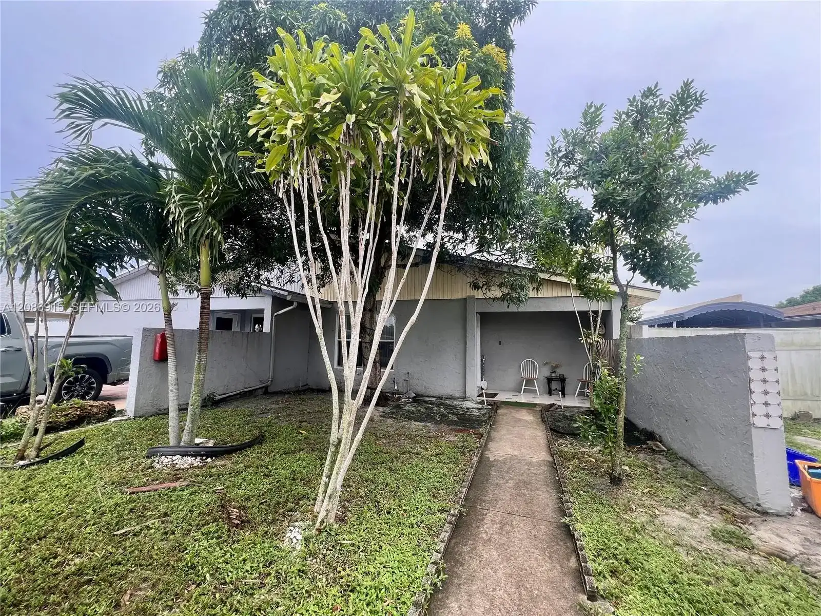 5822 Albert Rd, West Palm Beach FL 33415