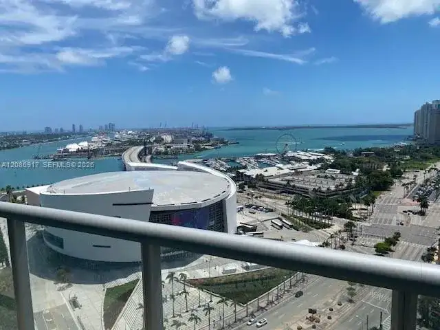 888 Biscayne Blvd # 2602, Miami FL 33132 photo 2