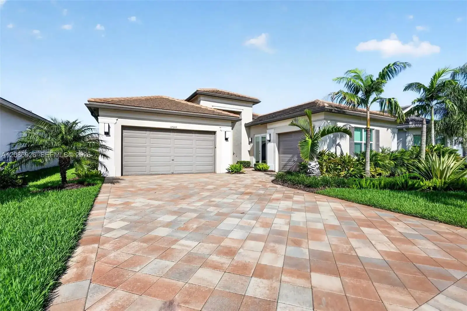 12046 SW Laguna Bay Pkwy, Port St. Lucie FL 34987