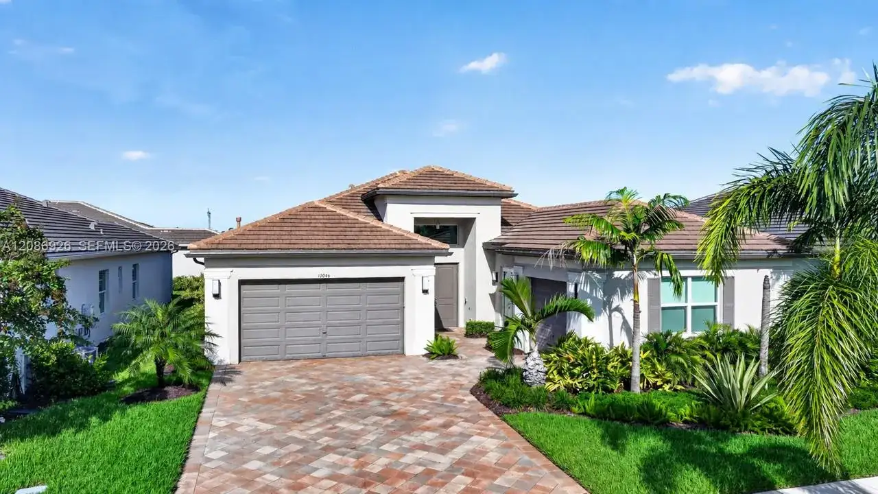 12046 SW Laguna Bay Pkwy, Port St. Lucie FL 34987 photo 2
