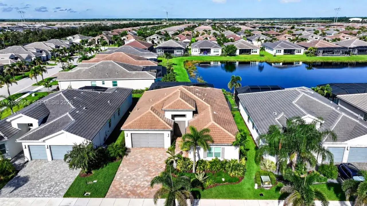 12046 SW Laguna Bay Pkwy, Port St. Lucie FL 34987 photo 5
