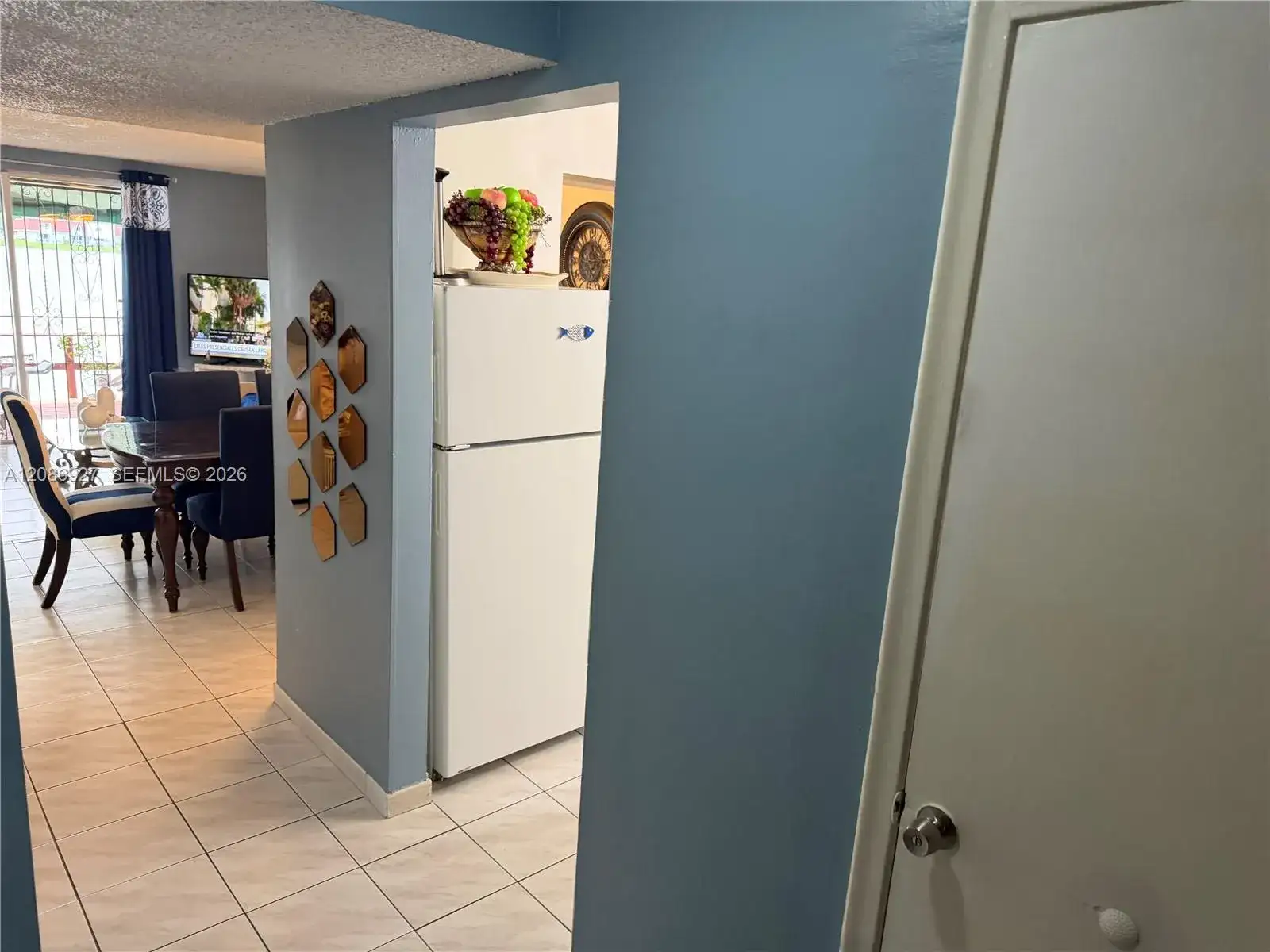 400 NW 107th Ave # 4D, Miami FL 33172 photo 3
