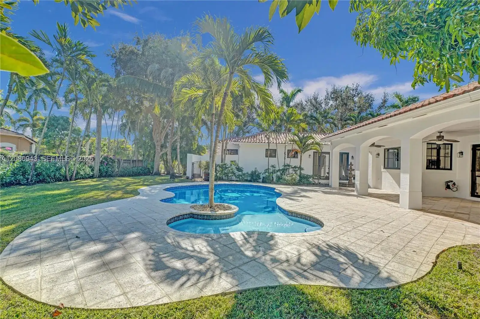 7935 SW 168th St, Palmetto Bay FL 33157 photo 3