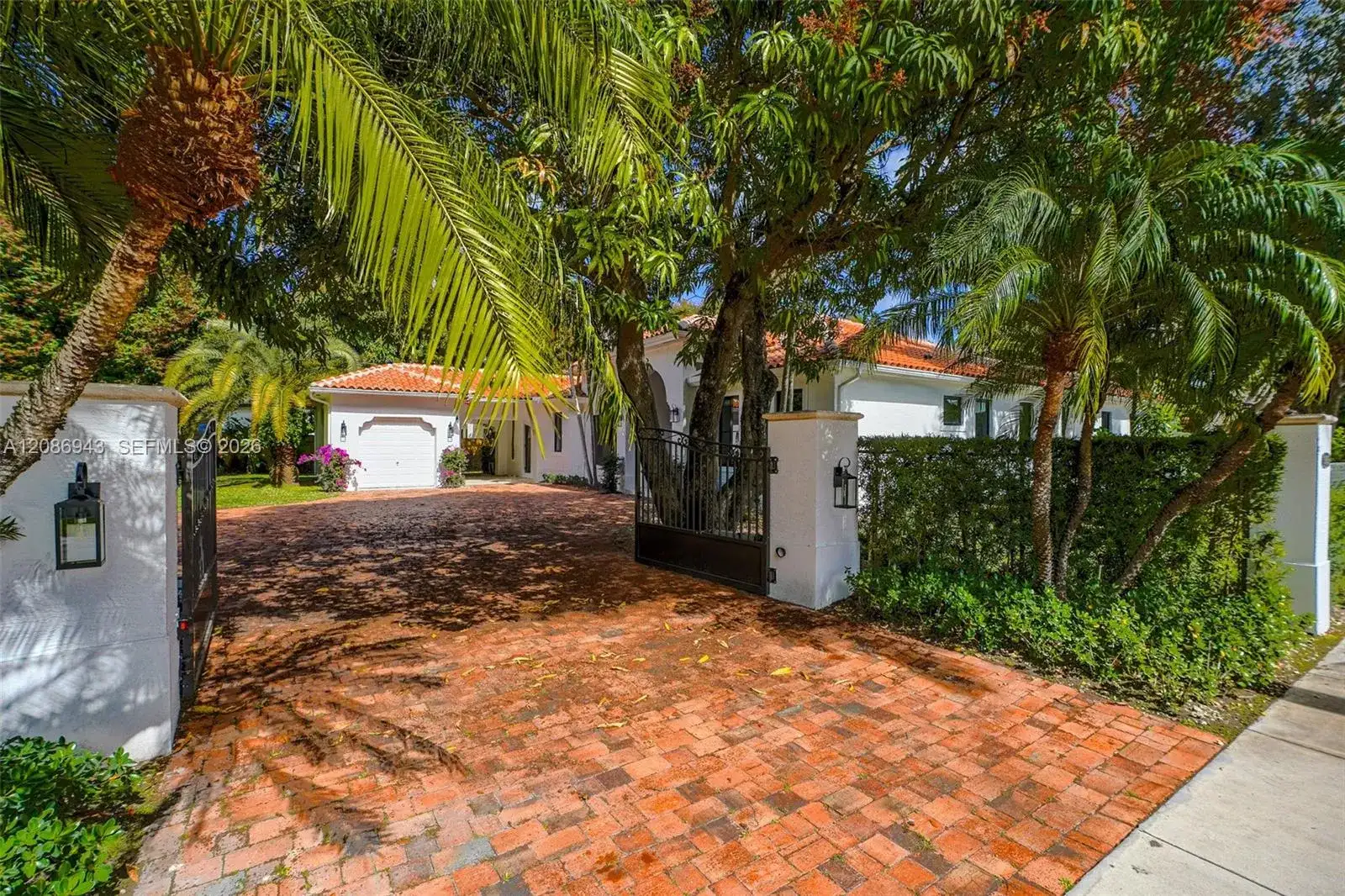 7935 SW 168th St, Palmetto Bay FL 33157 photo 4