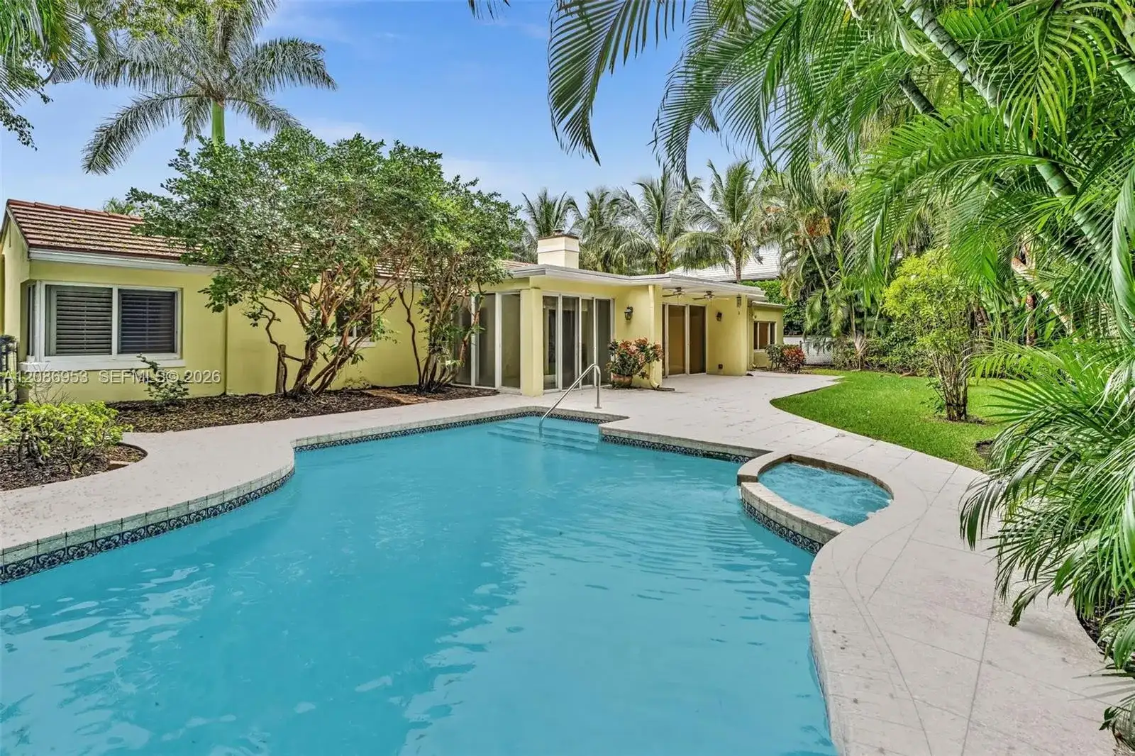 265 Fairview Rd, Palm Beach FL 33480 photo 2