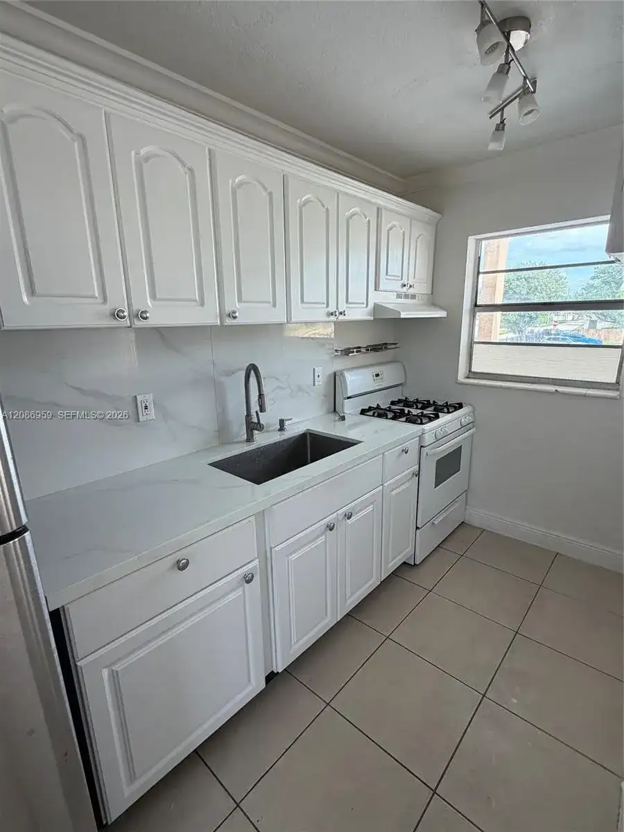 3855 SW 79th Ave # 19, Miami FL 33155 photo 3