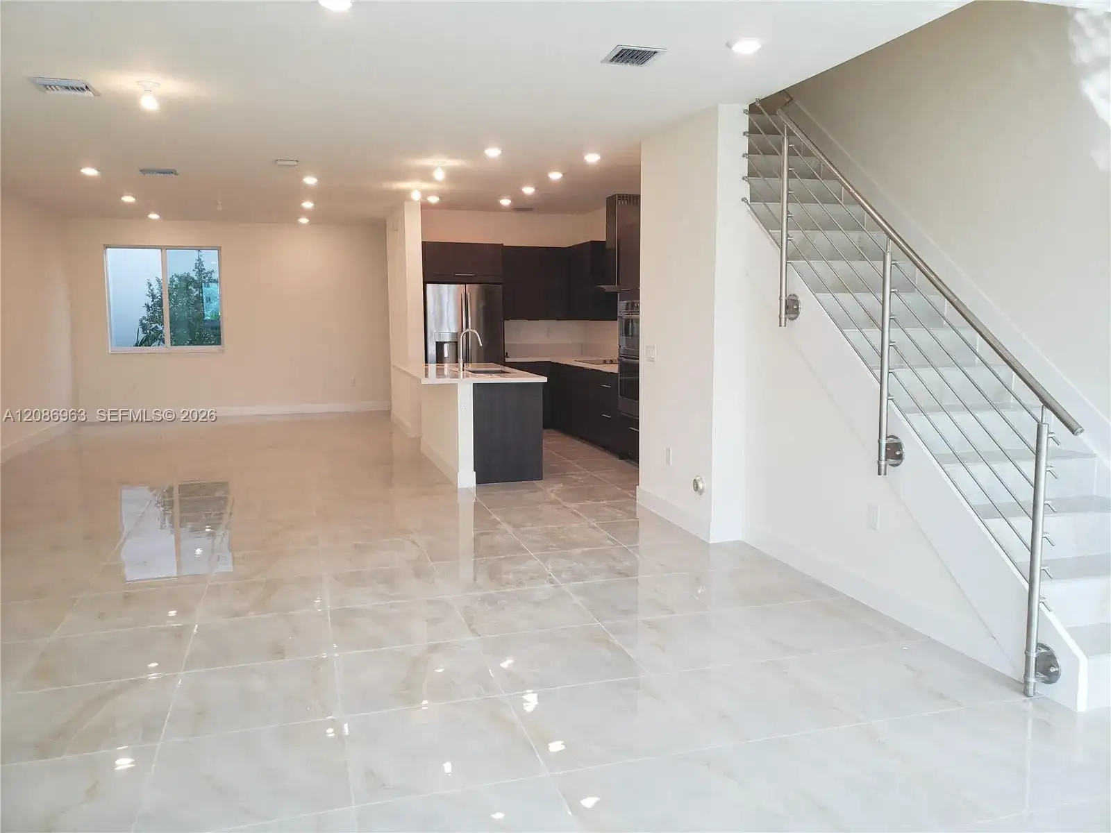 10275 NW 66th St, Doral FL 33178 photo 5