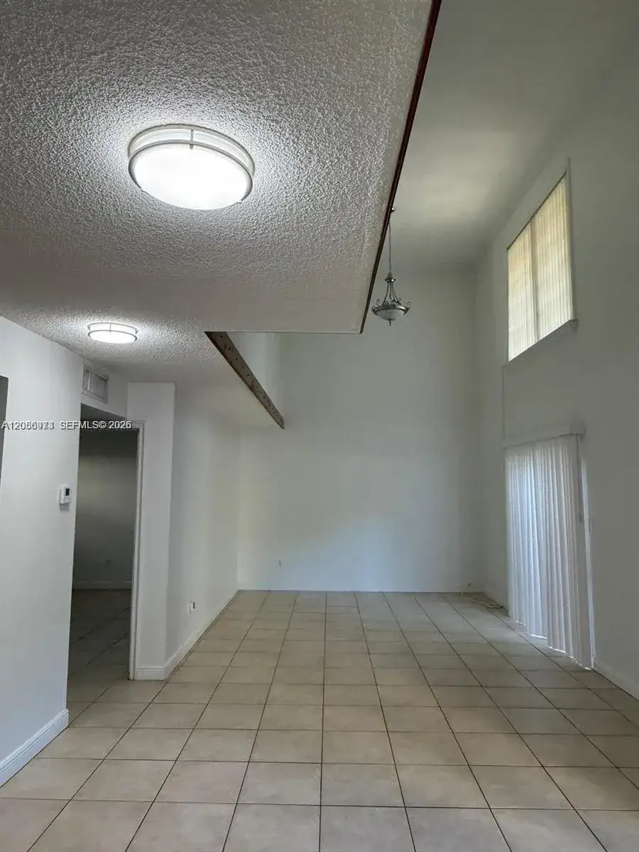 8600 SW 109th Ave # 112, Miami FL 33173 photo 3